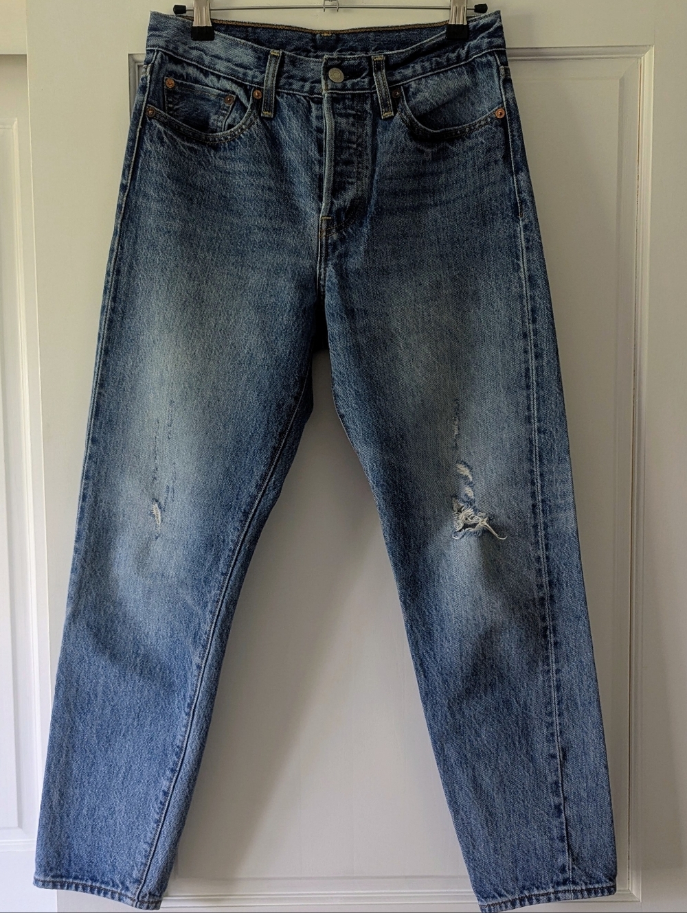 Classic Levi's High-Rise Women's Distressed Jeans - Blue